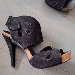 EUC Pedro Garcia Suede Heels size 38.5